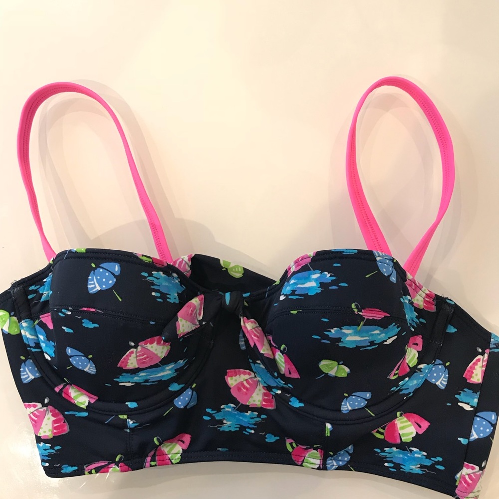 Gilly Hicks Bikini Top